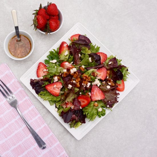 Strawberry Blue Cheese Salad