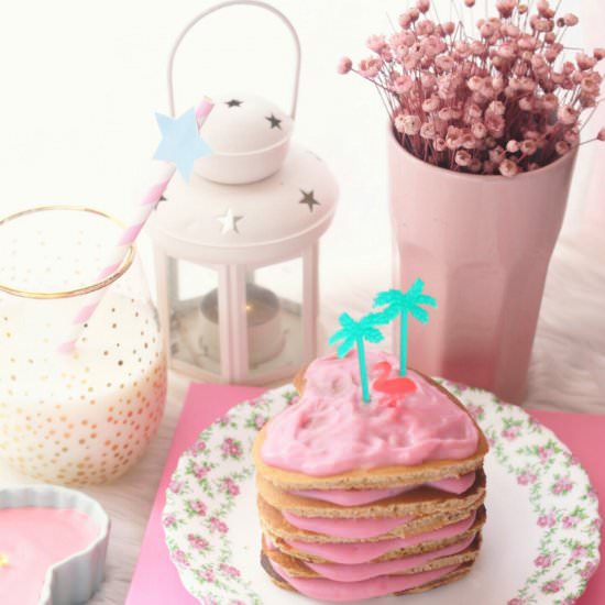 Cinnamon Pancake with pink custard