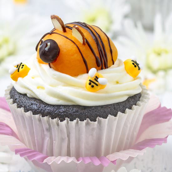 Bumblebee Chocolate Cupcakes