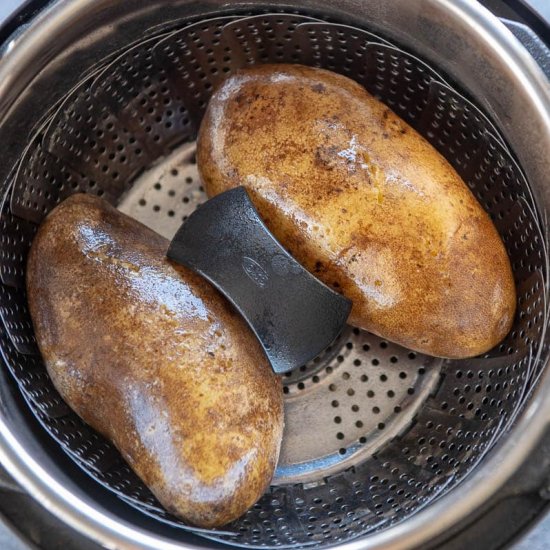 Instant Pot Baked Potatoes