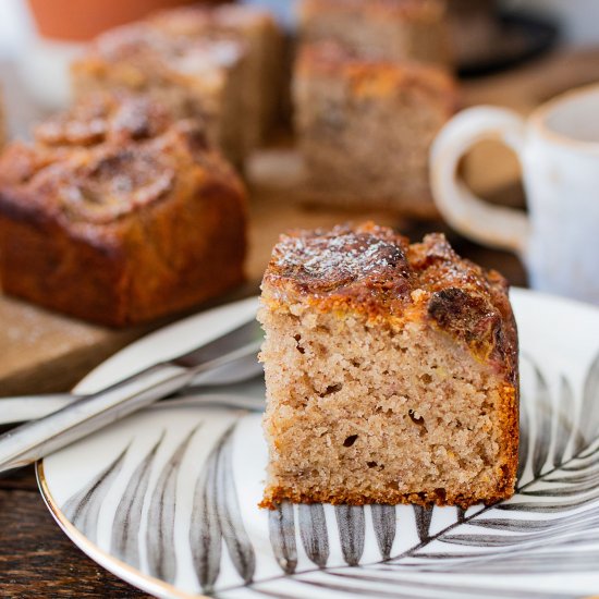 Very moist banana cake