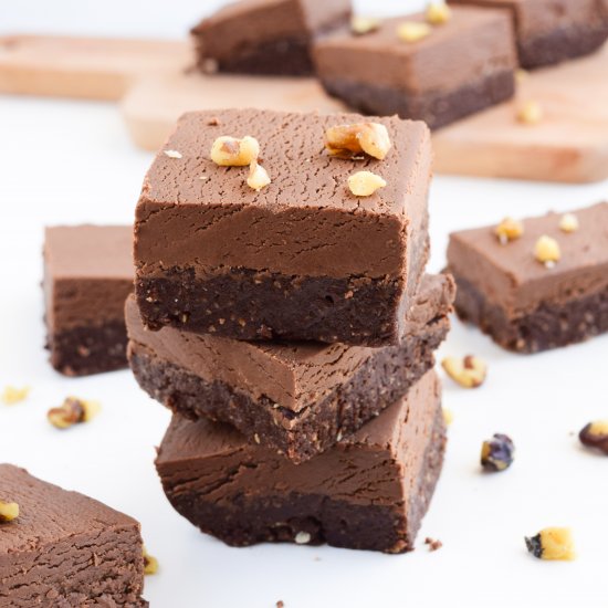 No Bake Vegan Brownies w/ Ganache