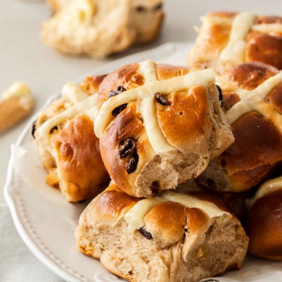 White Chocolate Hot Cross Buns