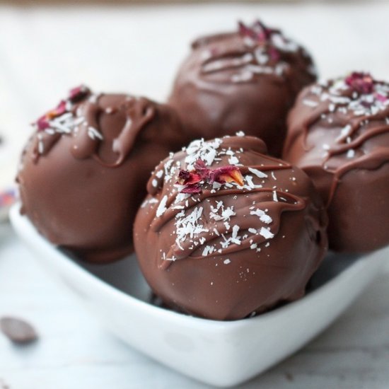 Choc Chip Cookie Dough Truffles