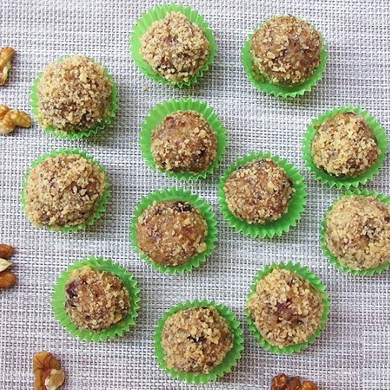 Vegan Walnuts Energy Balls