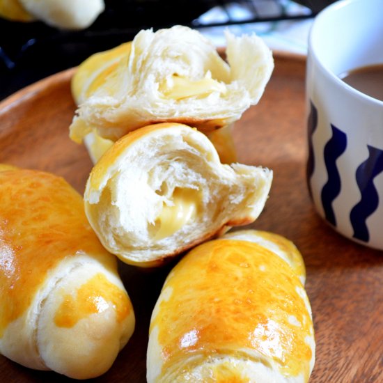 FILIPINO CHEESE BREAD ROLLS