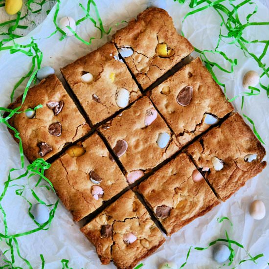 Mini Cadbury Egg Blondies