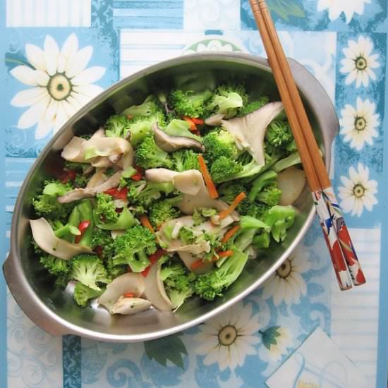 Broccoli Oyster Mushrooms Stir-Fry