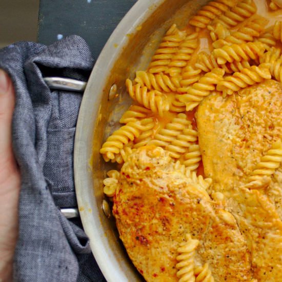 Chicken Fusilli with Creamy Paprika