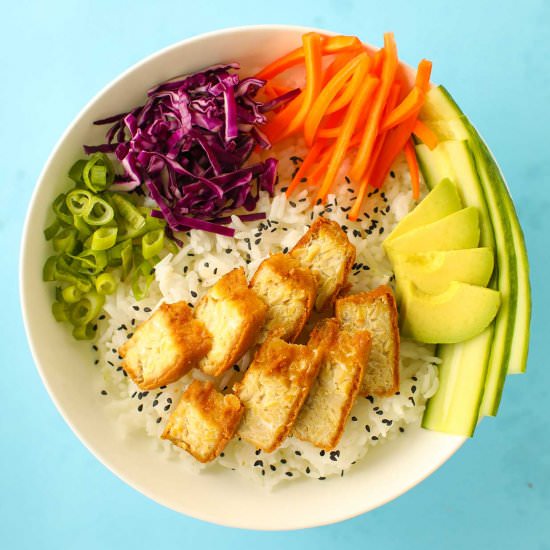 30-Minute Satay Tempeh Bowls