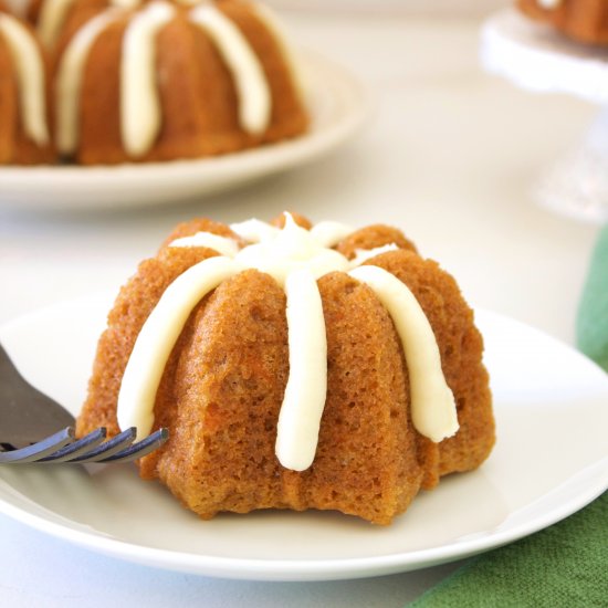 Mini Carrot Bundt Cakes