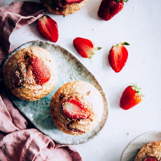 Strawberry Baked Oatmeal Cups