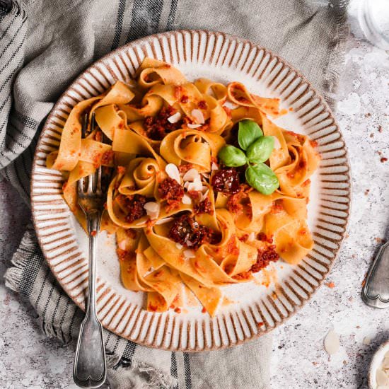 PAPPARDELLE WITH TOMATOES PESTO