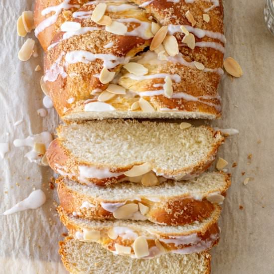 BRAIDED SWEET BREAD