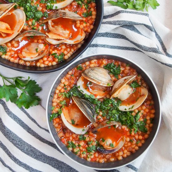 Sardinian fregola with clams