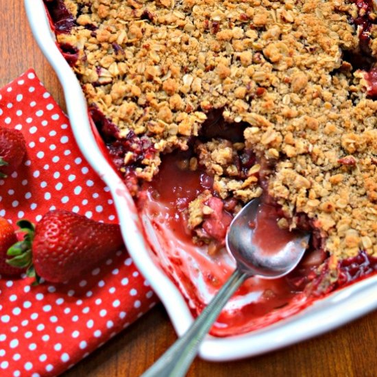 Strawberry Rhubarb Crumble