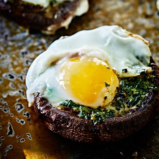 Portabella Mushroom & Pesto Eggs