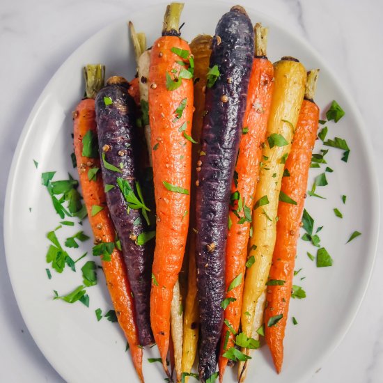 Honey Roasted Coriander Carrots