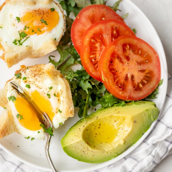 Baked Eggs in Bread