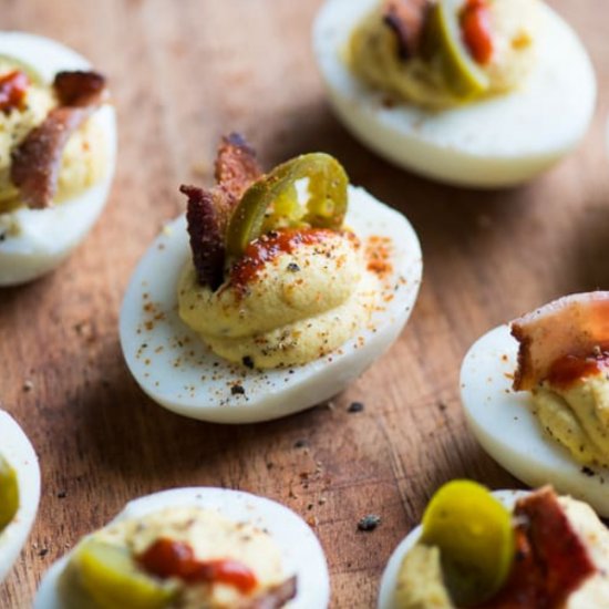 Spicy Deviled Eggs with Bacon