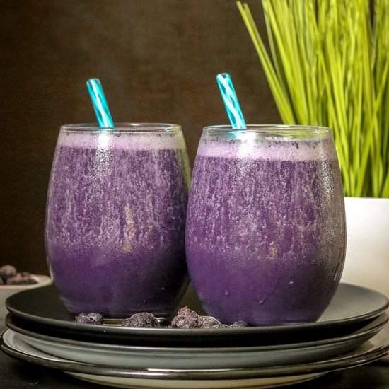 Blueberry Smoothie With Almond Milk