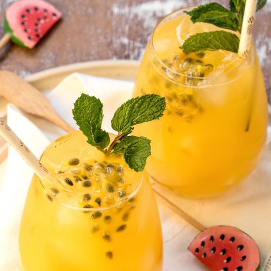 Passion Fruit and Ginger Mojitos