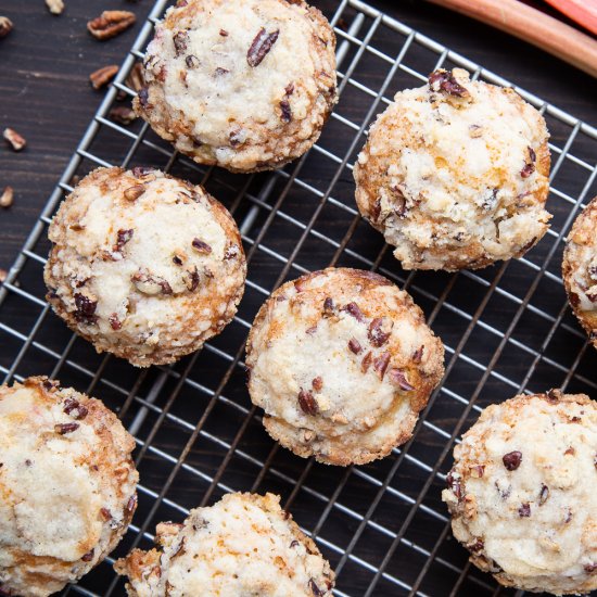 Rhubarb Muffins with Pecan Streusel