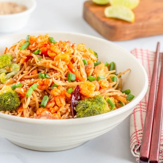 Spicy Stir Fry Noodles with Shrimps