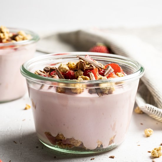 Creamy Strawberry & Yogurt Parfait