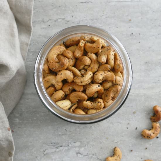 Salt and Pepper Cashews