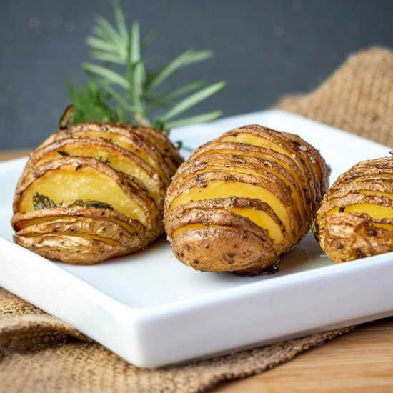 How to Bake Potatoes in the Oven