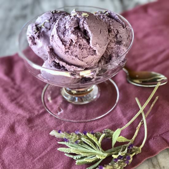 Lavender Earl Grey Ice Cream