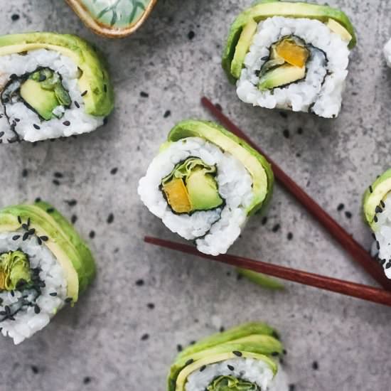 Avocado sushi roll