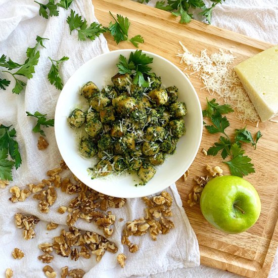 Gnocchi w/ Parsley Apple Pesto