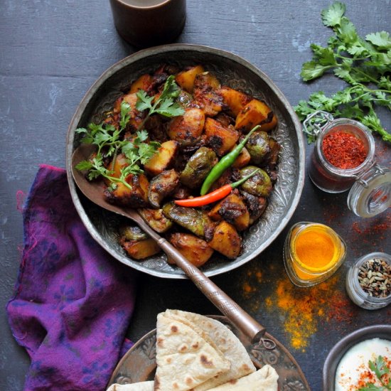 baingan alu (aubergine potato curry)