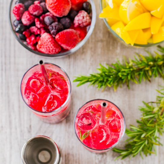 Berry Rosemary Gin Fizz