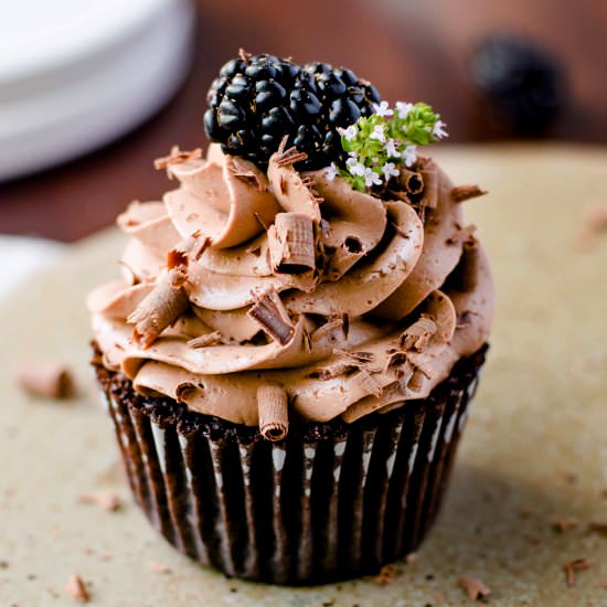 Dark Chocolate Blackberry Cupcakes