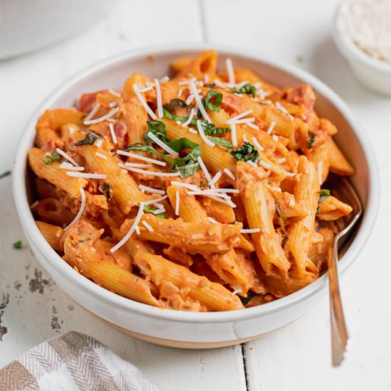 Easy Vegan Penne Alla Vodka