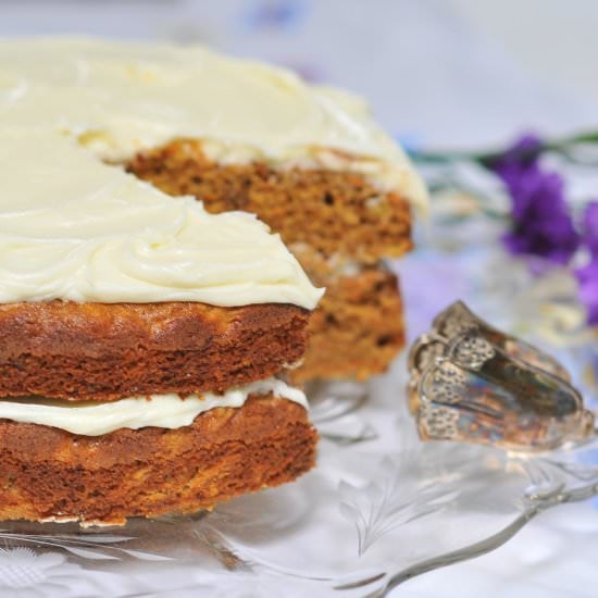 Carrot Cake + Cream Cheese Frosting