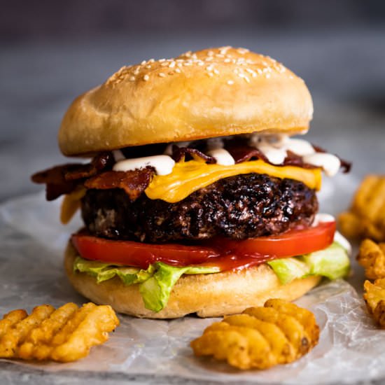 Marinated Bacon Ranch Cheeseburgers