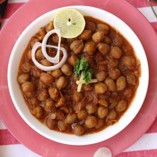 Amritsari Chole Recipe