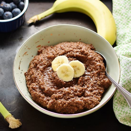 Quinoa Chocolate Porridge + Banana