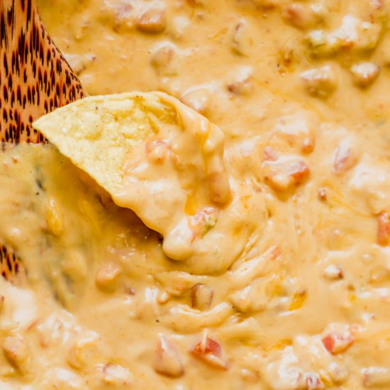 10-Minute Mexican Cheese Dip Recipe