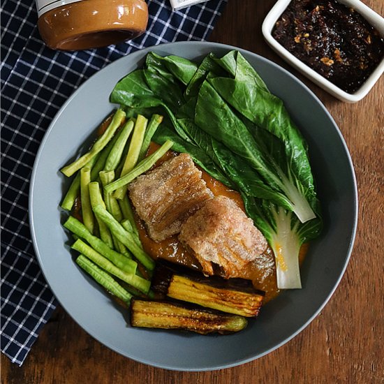 Vegetarian Kare-Kare