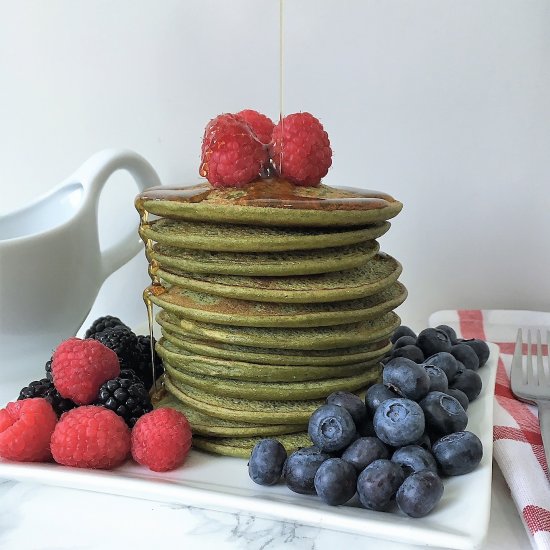 Easy Banana Spinach Pancakes