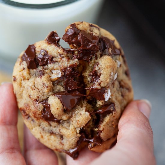 Tahini Chocolate Chunk Cookies