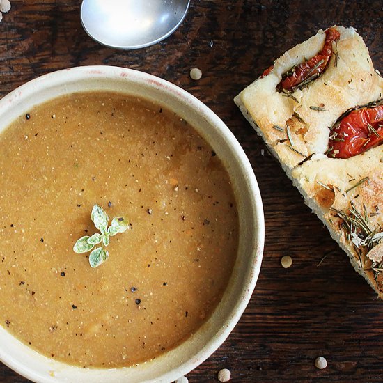 Carrot and lentils soup