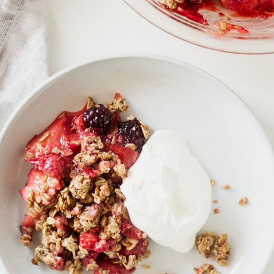 berry-granola crisp