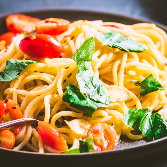 Pasta with Cherry Tomatoes