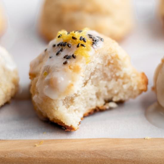 Easy Lemon Coconut Macaroons (V/GF)